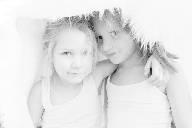 Elsbeth_Neyens_sisters_2