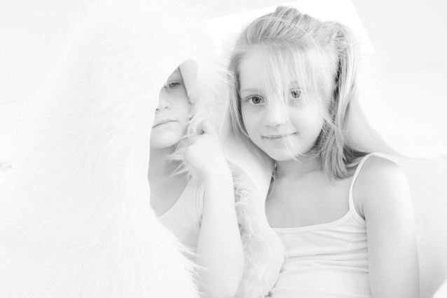 Elsbeth_Neyens_ZW_Sisters